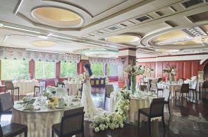 札幌の結婚式場 藻岩シャローム教会